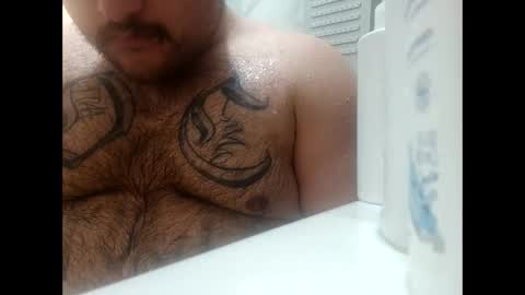 Snapshot of bouncr714 chatting on April 18, 11:14 am bouncr714 online show from April 18, 11:14 am