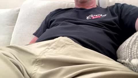 Snapshot of bourbonman144 chatting on June 14, 9:06 pm bourbonman144 online show from June 14, 9:06 pm
