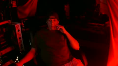 Snapshot of bowerboi1217 chatting on February 7, 3:54 am Bowerboi1217 online show from February 7, 3:54 am