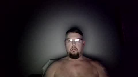 bowtieguy84 online show from January 15, 3:11 am