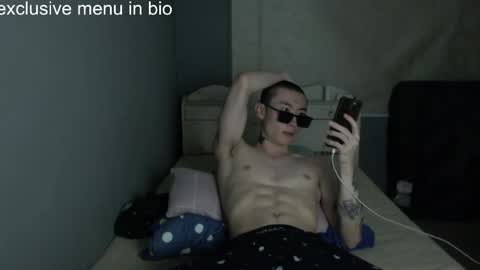 boxman556990 online show from March 28, 11:54 am