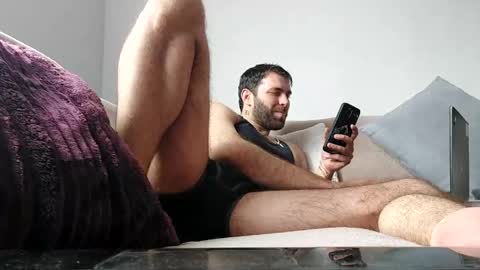 Snapshot of boy_aroundtheworld chatting on May 11, 8:31 am Dan online show from May 11, 8:31 am