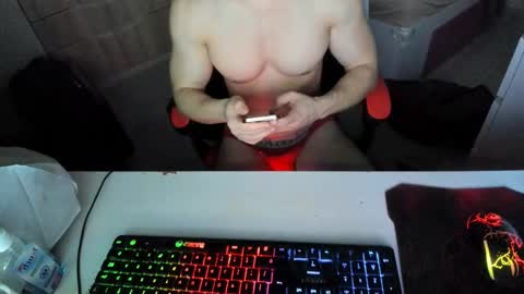 Snapshot of boy_boy22 chatting on November 24, 12:10 am boy_boy22 online show from November 24, 12:10 am