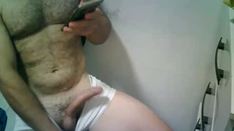 Snapshot of boy_fitbrutal chatting on April 8, 1:49 am boy_fitbrutal online show from April 8, 1:49 am