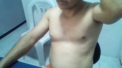 Snapshot of boy_fitbrutal chatting on June 9, 12:55 am boy_fitbrutal online show from June 9, 12:55 am