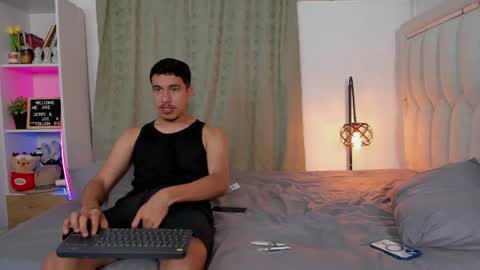 boy_jerry online show from July 11, 11:13 am