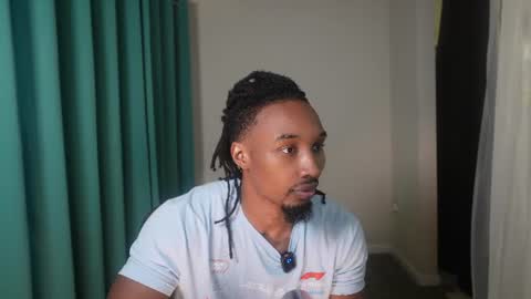 Snapshot of boy_kino chatting on July 8, 12:04 am Pixel Pleasures online show from July 8, 12:04 am