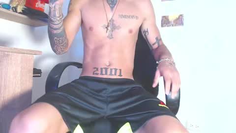 Snapshot of boy_master5 chatting on February 16, 7:27 pm boy_master5 online show from February 16, 7:27 pm