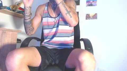 Snapshot of boy_master5 chatting on February 21, 10:50 am boy_master5 online show from February 21, 10:50 am