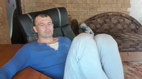 Snapshot of boyapollon chatting on May 28, 6:43 am BoyApollon online show from May 28, 6:43 am