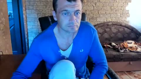 Snapshot of boyapollon chatting on June 14, 2:35 am BoyApollon online show from June 14, 2:35 am
