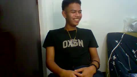 boyax16 online show from December 12, 11:18 am