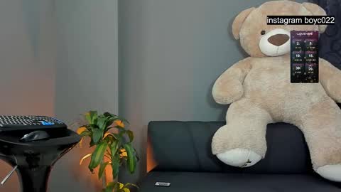 boyc02_ online show from February 14, 10:49 am