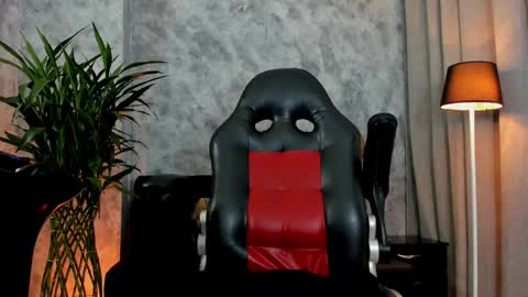 boyc02_ online show from September 30, 9:42 pm