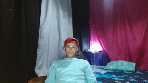 Snapshot of boyfantasies_11 chatting on November 26, 2:01 am boyfantasies_11 online show from November 26, 2:01 am