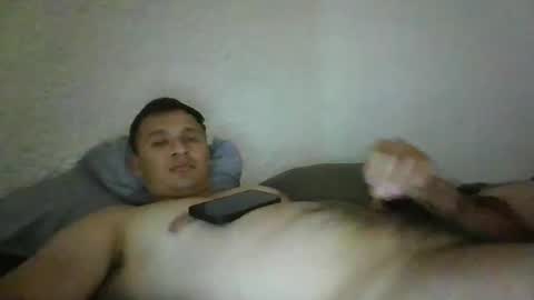 Snapshot of boyhorny212 chatting on January 28, 5:22 am boyhorny212 online show from January 28, 5:22 am