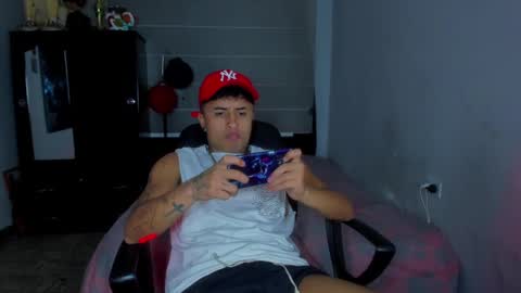 miguel  online show from January 22, 7:46 am