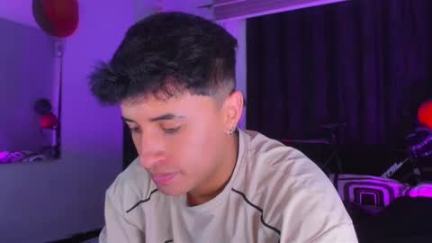 miguel  online show from February 28, 11:34 pm