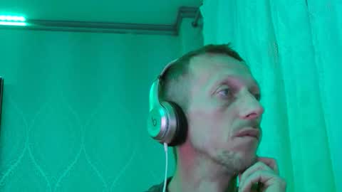 Snapshot of boymalexxx chatting on November 14, 7:01 pm xxxmaleboyxxx online show from November 14, 7:01 pm