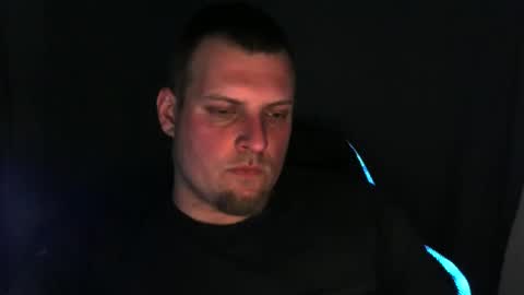 boynextdoooooor online show from April 20, 9:05 pm