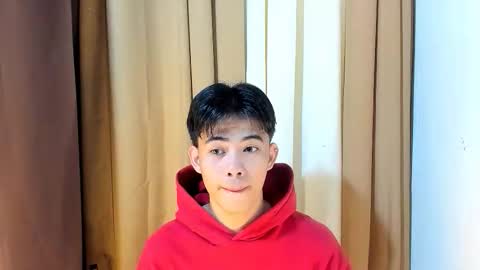 Snapshot of boynextdoor4ux chatting on April 12, 3:00 am HI IM JAMES DONT FORGET GIVE ME THUMBS UP AND JOIN TO MY FANCLUB online show from April 12, 3:00 am
