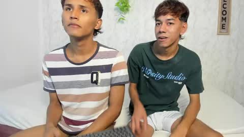 Snapshot of boys_hotparty chatting on May 24, 12:48 am ALEX - TAYLER -MIKE online show from May 24, 12:48 am