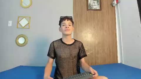 Snapshot of boys_hotparty chatting on July 29, 7:23 pm ALEX - TAYLER -MIKE online show from July 29, 7:23 pm