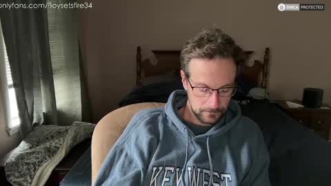 boysetsfire34 online show from November 18, 4:33 pm