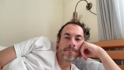 Snapshot of boyslut8 chatting on November 7, 8:14 am boytoyhh online show from November 7, 8:14 am