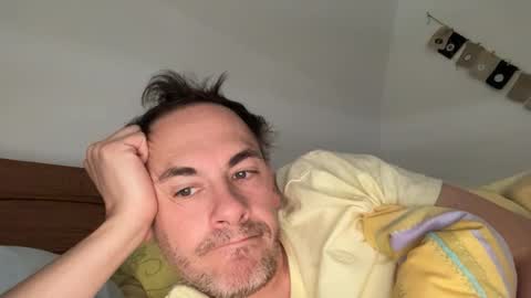 boytoyhh online show from January 6, 8:07 am