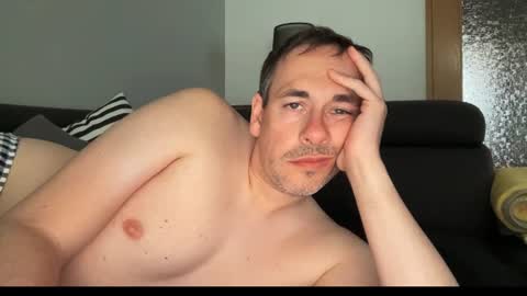 boytoyhh online show from June 17, 6:31 pm