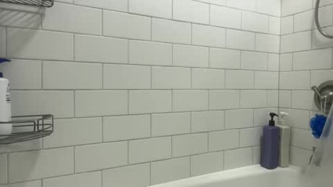 Snapshot of boytoybenny chatting on November 26, 11:33 am BoyToyBenny online show from November 26, 11:33 am