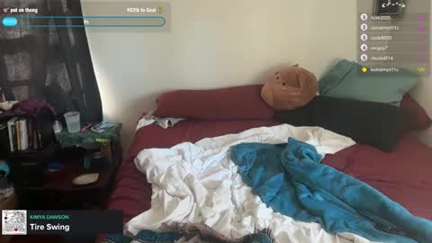 boywithbug online show from January 5, 7:39 pm