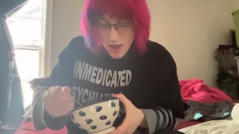 boywithbug online show from March 18, 4:32 pm