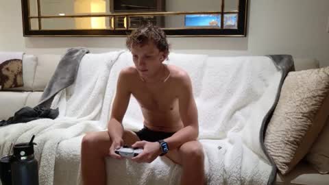 Snapshot of boyyhb chatting on November 15, 2:31 am Boyyhb online show from November 15, 2:31 am