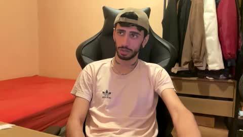 boyzinm2 online show from January 10, 5:42 am