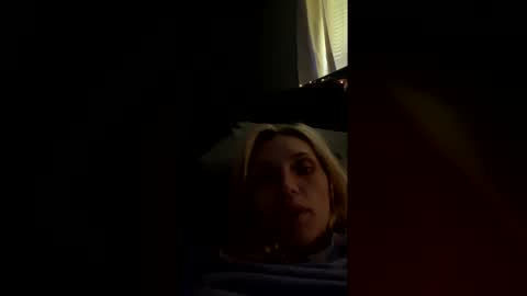 Snapshot of bps276 chatting on April 15, 7:58 pm bps276 online show from April 15, 7:58 pm