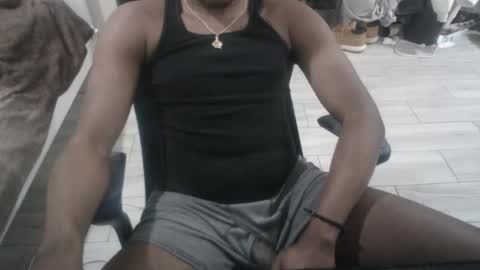 Snapshot of bquen400 chatting on February 12, 8:26 pm bquen400 online show from February 12, 8:26 pm