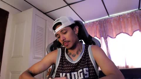 Snapshot of bra_c chatting on May 31, 6:53 pm bra_c online show from May 31, 6:53 pm
