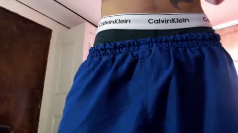 Snapshot of bra_c chatting on July 9, 7:18 pm bra_c online show from July 9, 7:18 pm