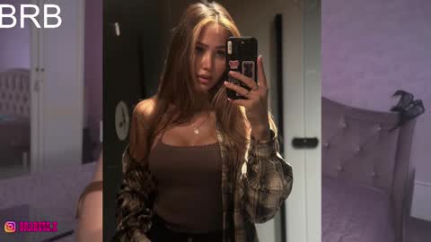 Snapshot of brabuss_ chatting on February 10, 7:15 am Lana online show from February 10, 7:15 am