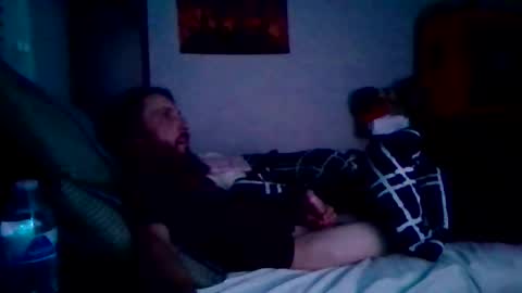 Snapshot of brad1989musiclife chatting on June 7, 9:02 am GuitarBrad1989 online show from June 7, 9:02 am