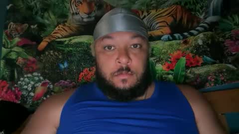 Snapshot of brad_368 chatting on June 2, 8:11 pm Brad online show from June 2, 8:11 pm
