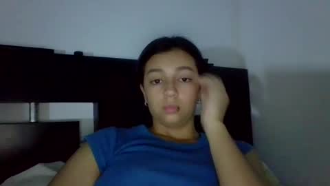 Snapshot of brad_and_emma293215 chatting on June 30, 7:37 pm brad_and_emma293215 online show from June 30, 7:37 pm