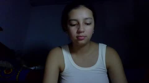 Snapshot of brad_and_emma293215 chatting on August 3, 9:51 pm brad_and_emma293215 online show from August 3, 9:51 pm
