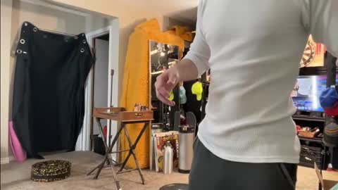 Snapshot of brad_bounce chatting on February 9, 3:38 pm Brad Ballsy online show from February 9, 3:38 pm