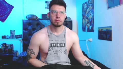 brad hot boy online show from January 3, 3:33 pm