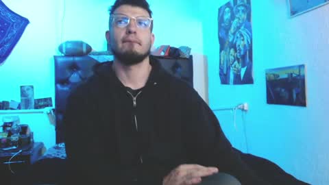 Snapshot of brad_hot_boy chatting on May 2, 7:30 pm brad hot boy online show from May 2, 7:30 pm