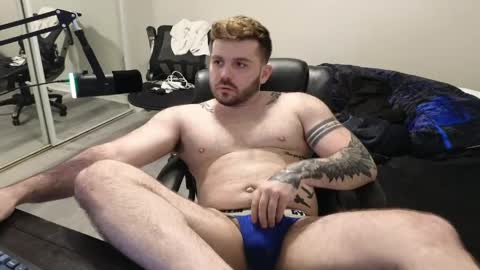 Snapshot of brad_larck199 chatting on May 3, 1:33 am keith lark199 online show from May 3, 1:33 am