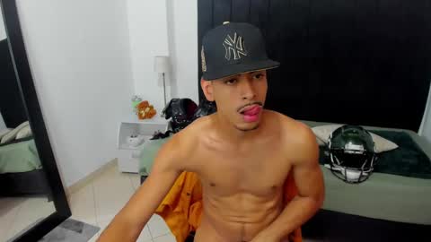 Snapshot of brad_usma chatting on March 4, 4:38 am BRAD USMA online show from March 4, 4:38 am